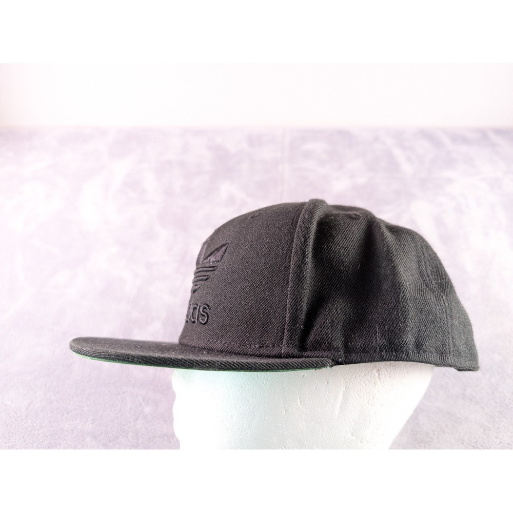Adidas Originals Trefoil Snapback Hat Black Green Bottom Flat Brim Cap RN 90288 - Picture 3 of 8